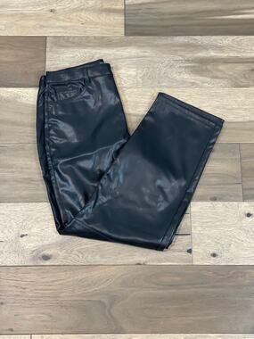 Worthington Pants Size 6 Black Faux Leather Straight Ankle High Rise Lined NWT